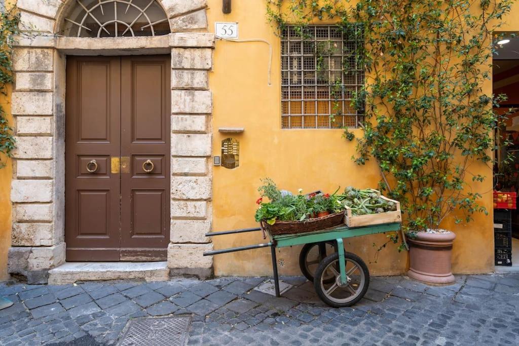 Tiny House Nel Cuore Di Roma Екстериор снимка